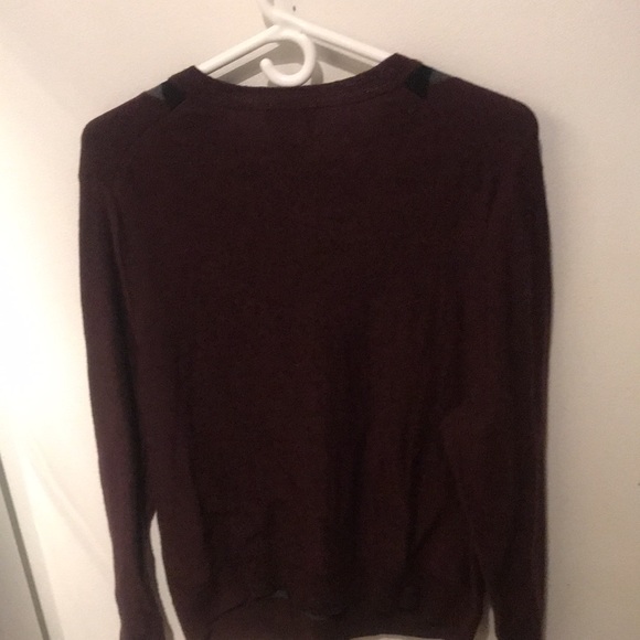 Classy J. Ferrar 100% Washable Merino Wool Burgundy Sweater with Diamond Pattern - Picture 6 of 6